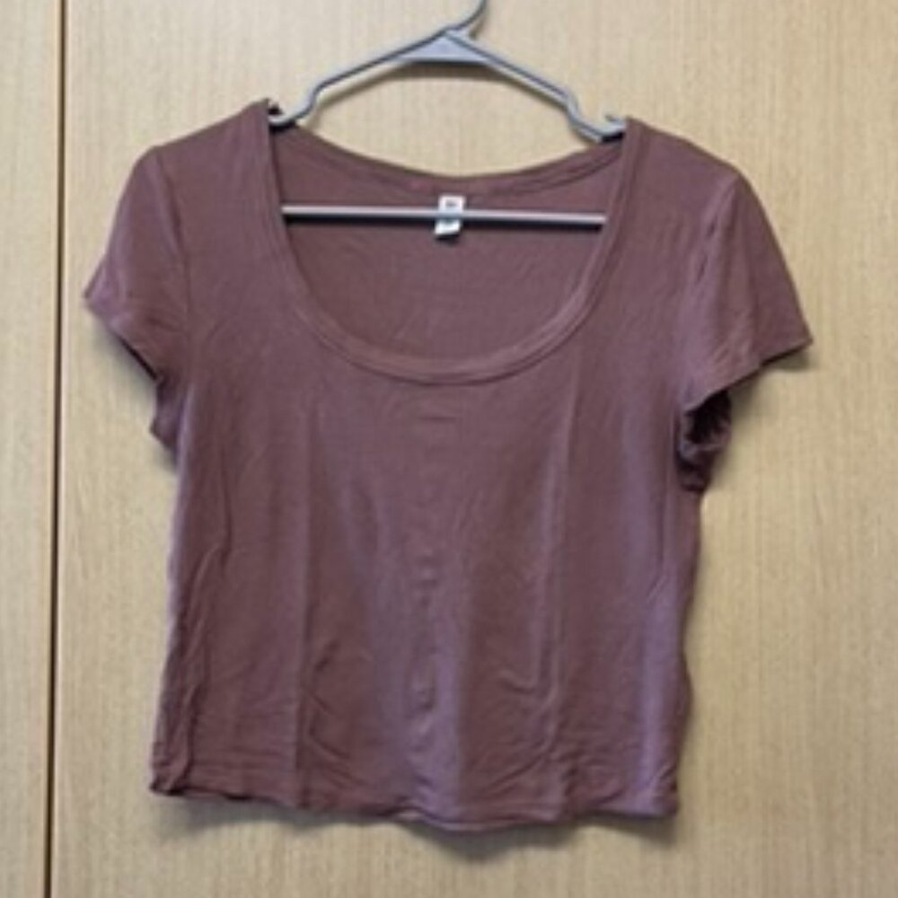 BP Flowy Tee